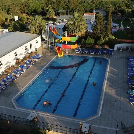 Adramis Thermal 호텔 에드레미트